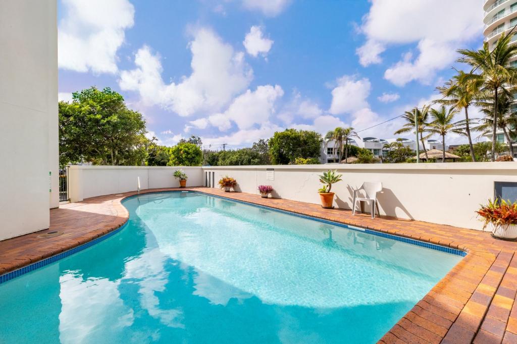 6/6 Memorial Ave, Maroochydore, QLD 4558