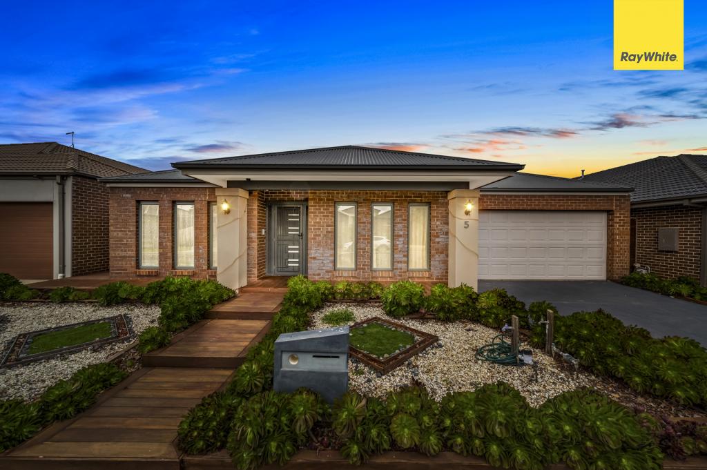 5 Tetbury Ave, Weir Views, VIC 3338