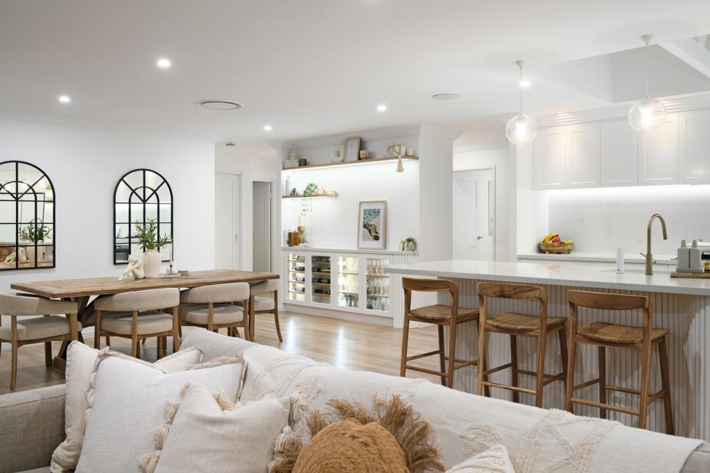 8 Zeus Cct, Coomera, QLD 4209
