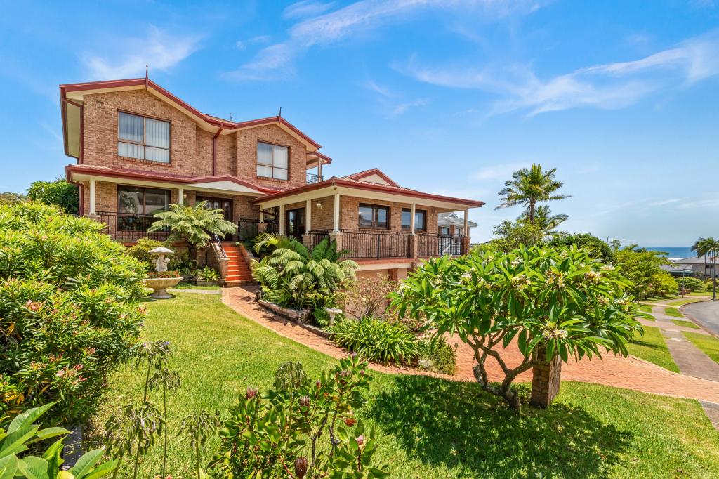 202 Caves Beach Rd, Caves Beach, NSW 2281