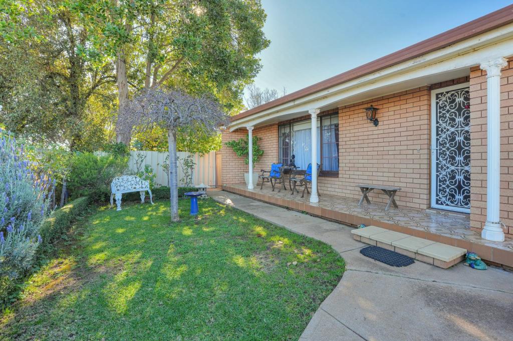 31 Third Ave S, Narromine, NSW 2821