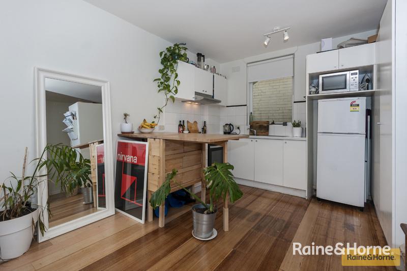 2/22 Princes St, Flemington, VIC 3031