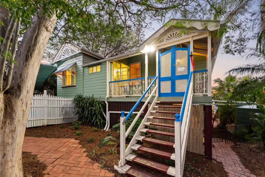 52 Wambool St, Bulimba, QLD 4171