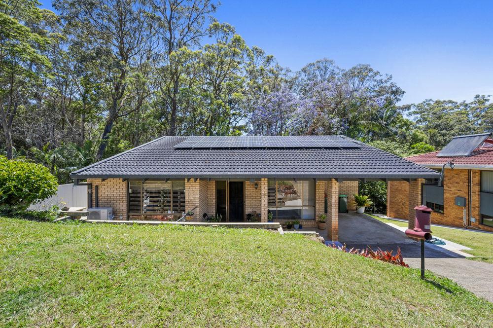 12 DUTTON CRES, COFFS HARBOUR, NSW 2450
