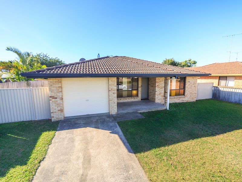 9 Arcadia Dr, Mermaid Waters, QLD 4218