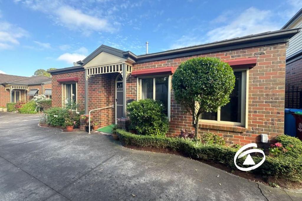 2/2 Castlegate Pl, Berwick, VIC 3806