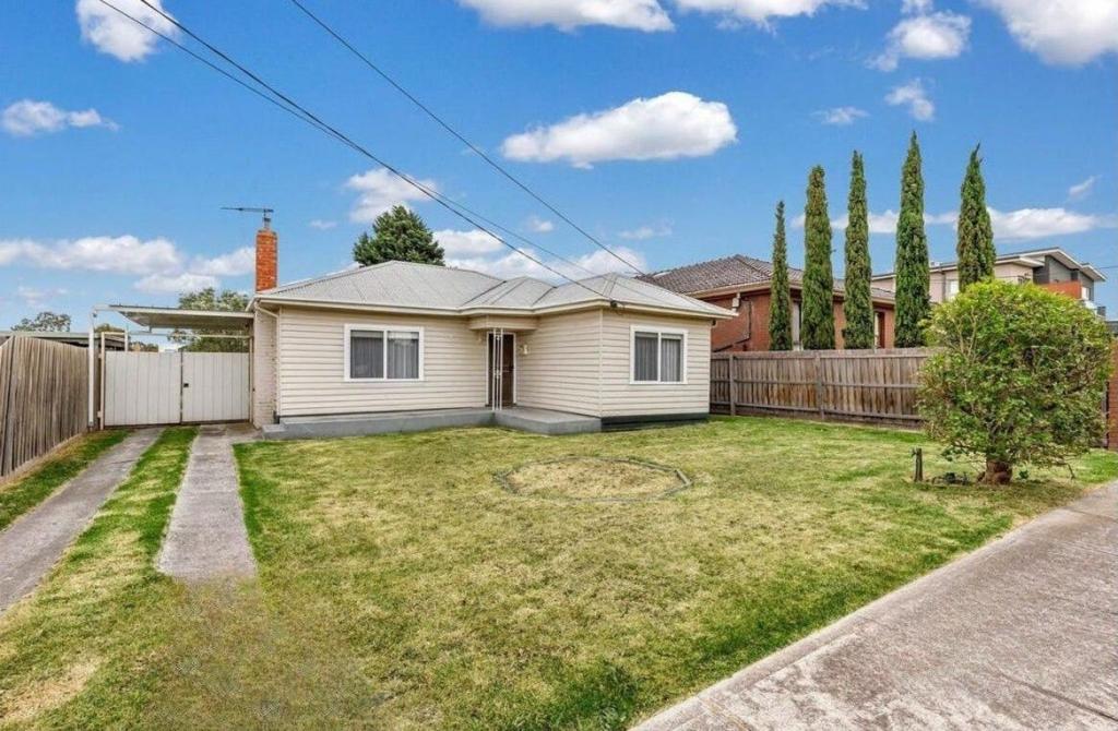 5 Eileen St, Hadfield, VIC 3046