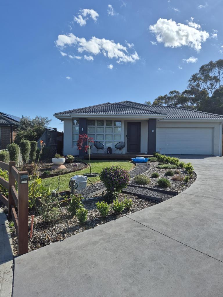 13 Adderley Pl, Lang Lang, VIC 3984