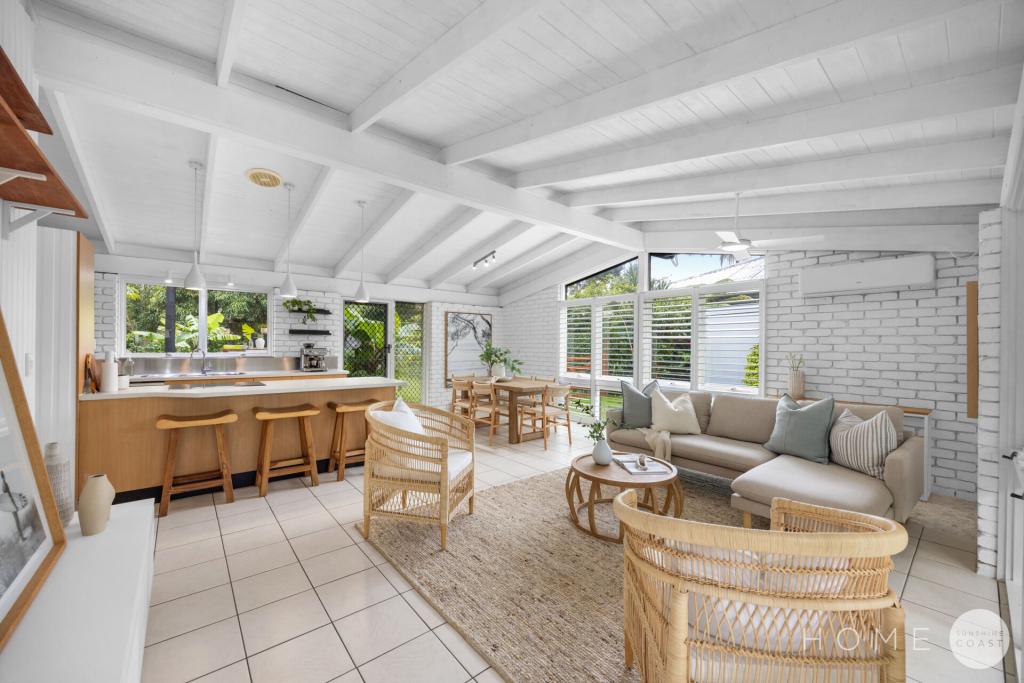 5 Oloway Cres, Alexandra Headland, QLD 4572