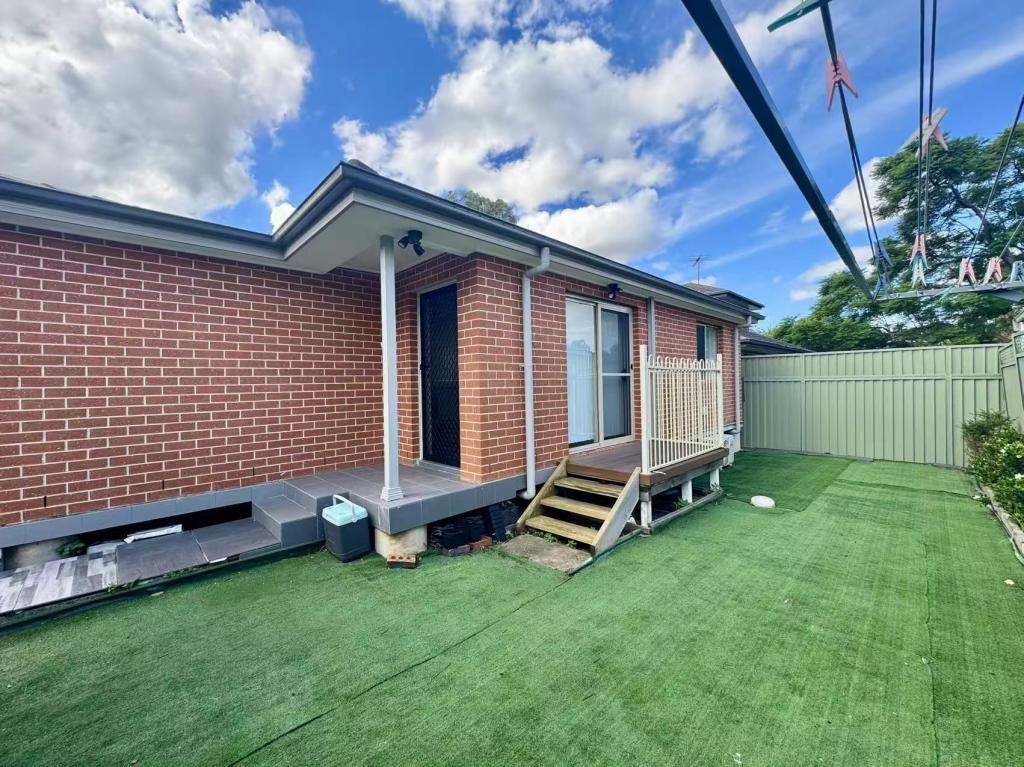 73a Uranus Rd, Revesby, NSW 2212