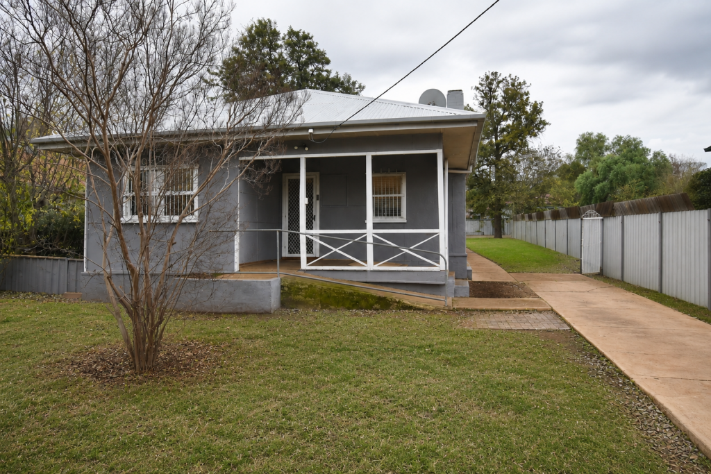142 Maughan St, Wellington, NSW 2820