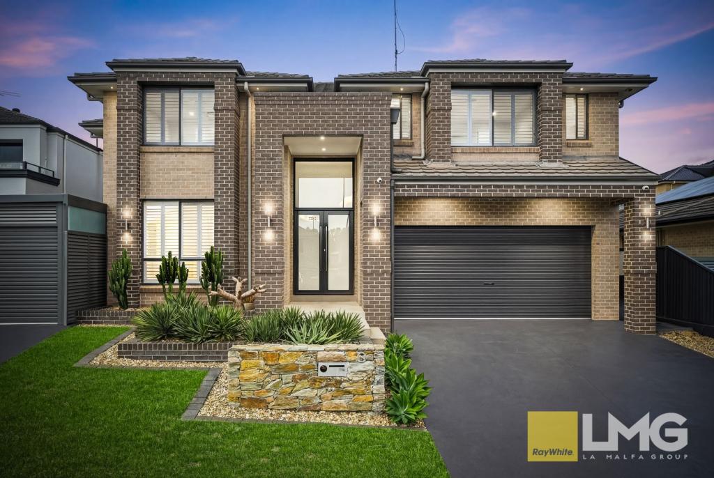 8 Clover Ave, Casula, NSW 2170