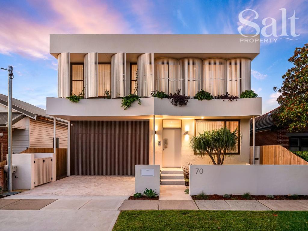 70 Bar Beach Ave, The Junction, NSW 2291