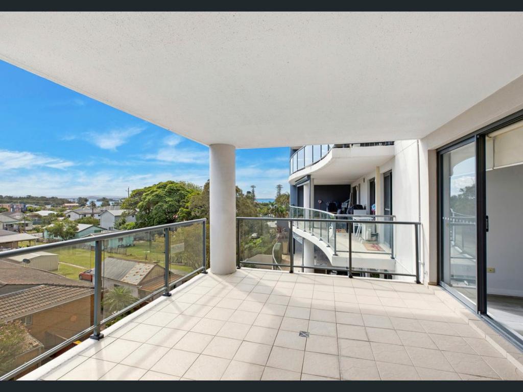 403/1-9 Torrens Ave, The Entrance, NSW 2261
