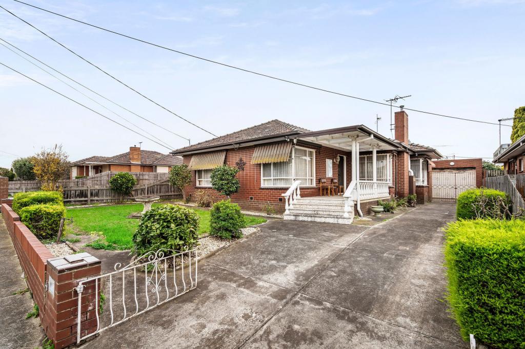 4 St Raphael St, Avondale Heights, VIC 3034