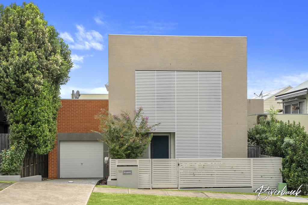 18 NEA DR, PEMULWUY, NSW 2145