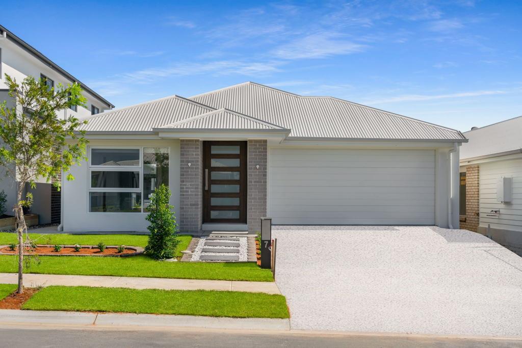 7 Crimson St, Greenbank, QLD 4124