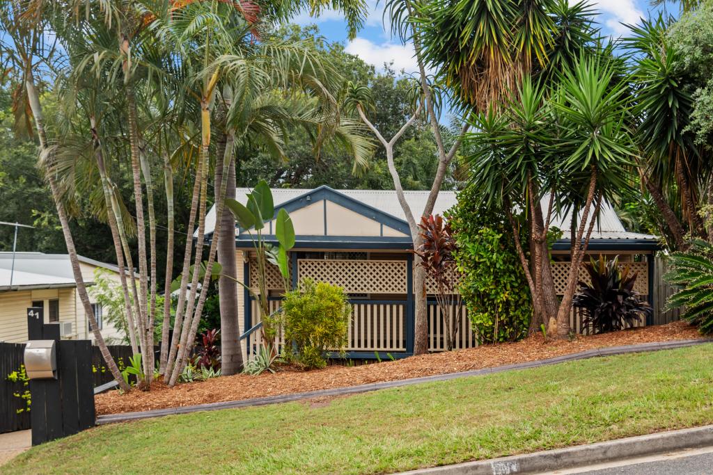 41 Oatland Cres, Holland Park West, QLD 4121