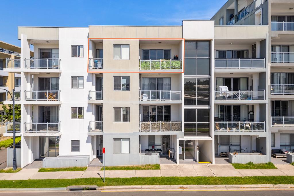 70/56 Lakeside Pde, Jordan Springs, NSW 2747