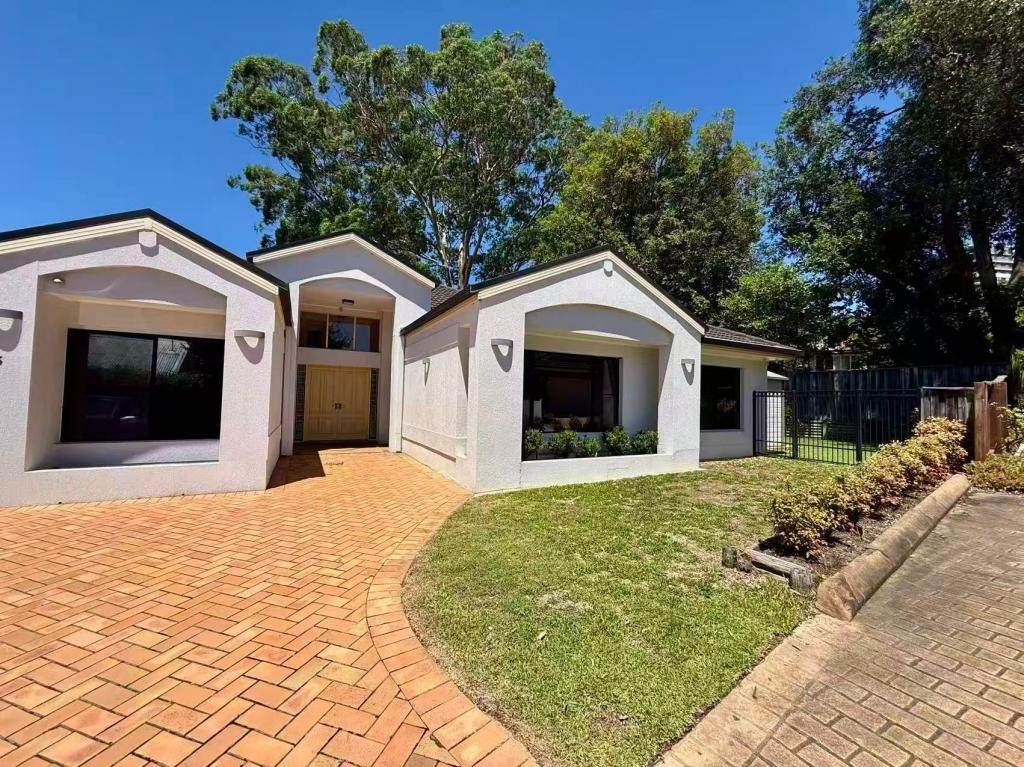 5 Norfolk Rd, Epping, NSW 2121