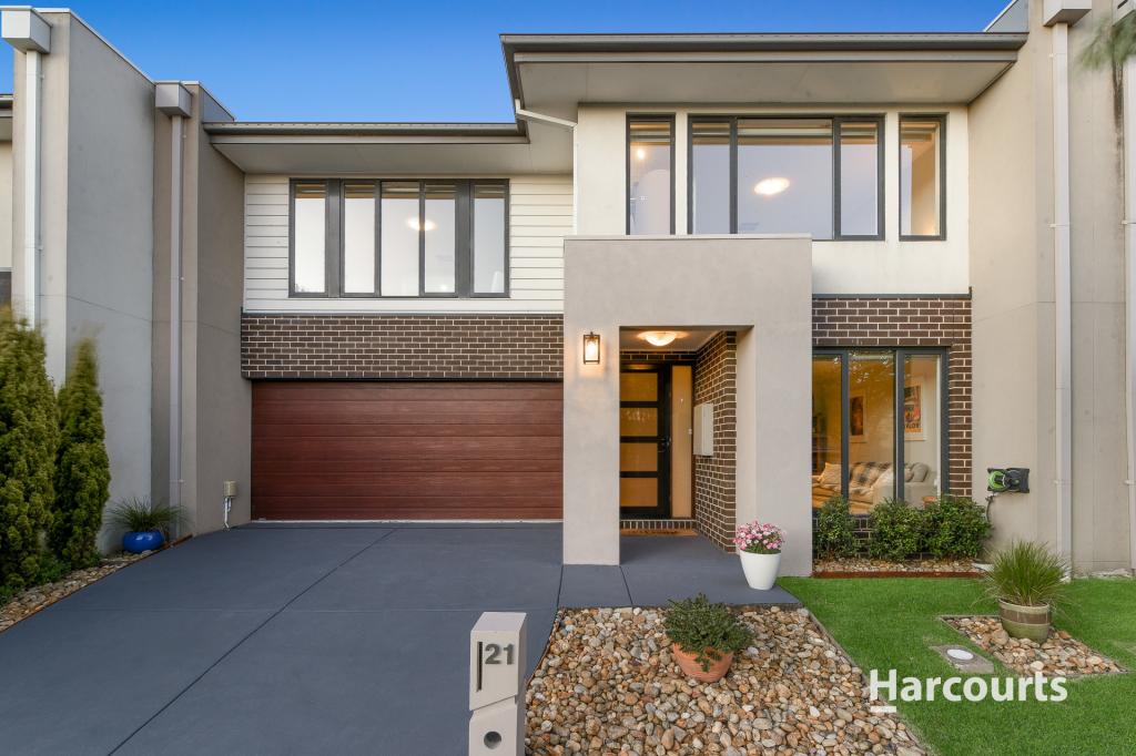 21 Lonarto Ave, Clyde North, VIC 3978