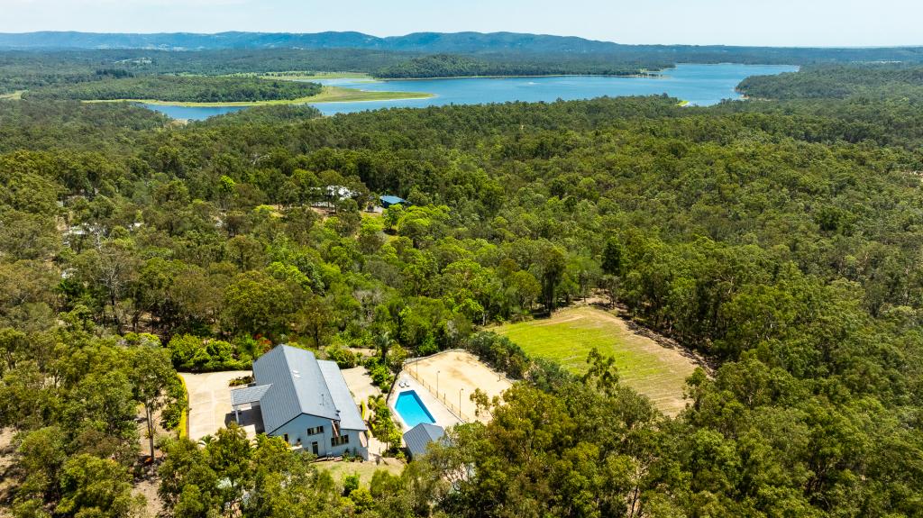 846 Clear Mountain Rd, Cashmere, QLD 4500