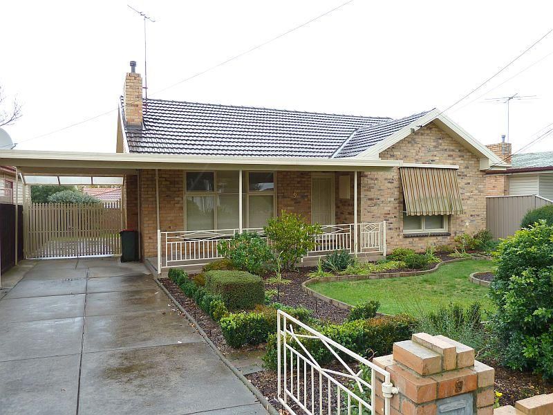 9 Hanley St, Avondale Heights, VIC 3034