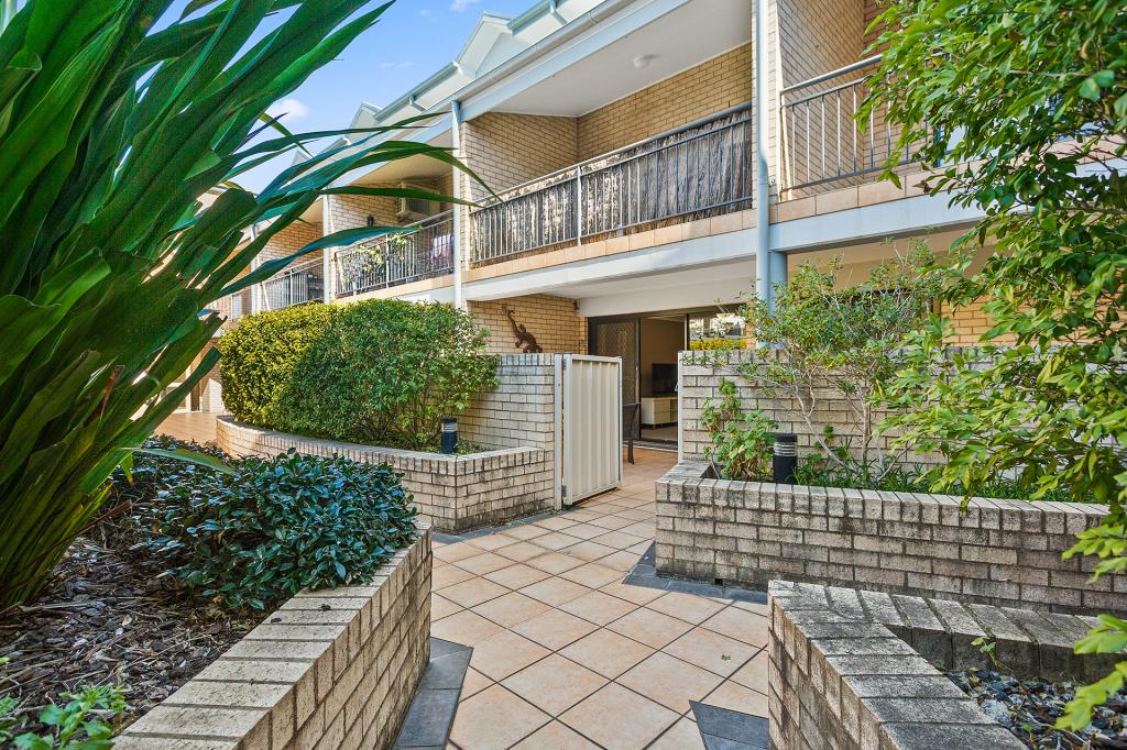 2/28 Addison St, Shellharbour, NSW 2529