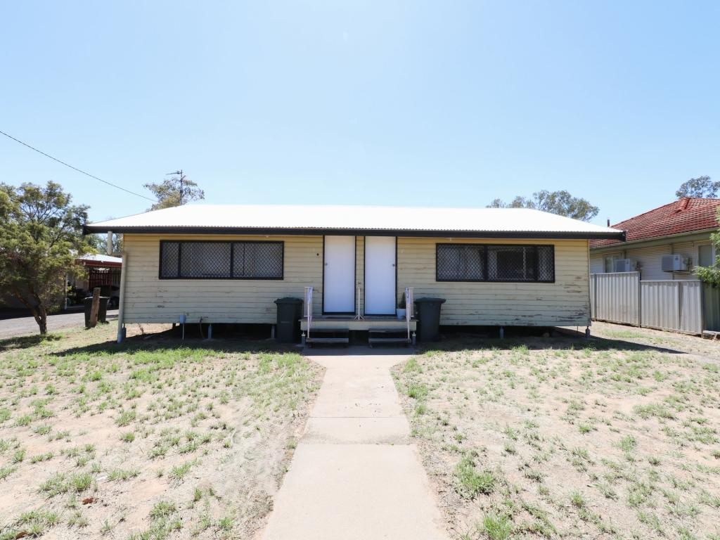 16 Duke St, Roma, QLD 4455