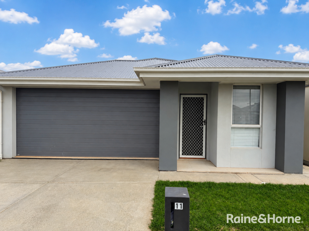 11 Goderich St, Munno Para Downs, SA 5115