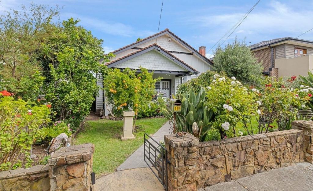 118 FLINDERS ST, THORNBURY, VIC 3071