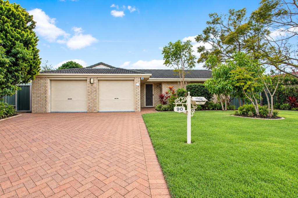 90 Phillip Pde, Deception Bay, QLD 4508