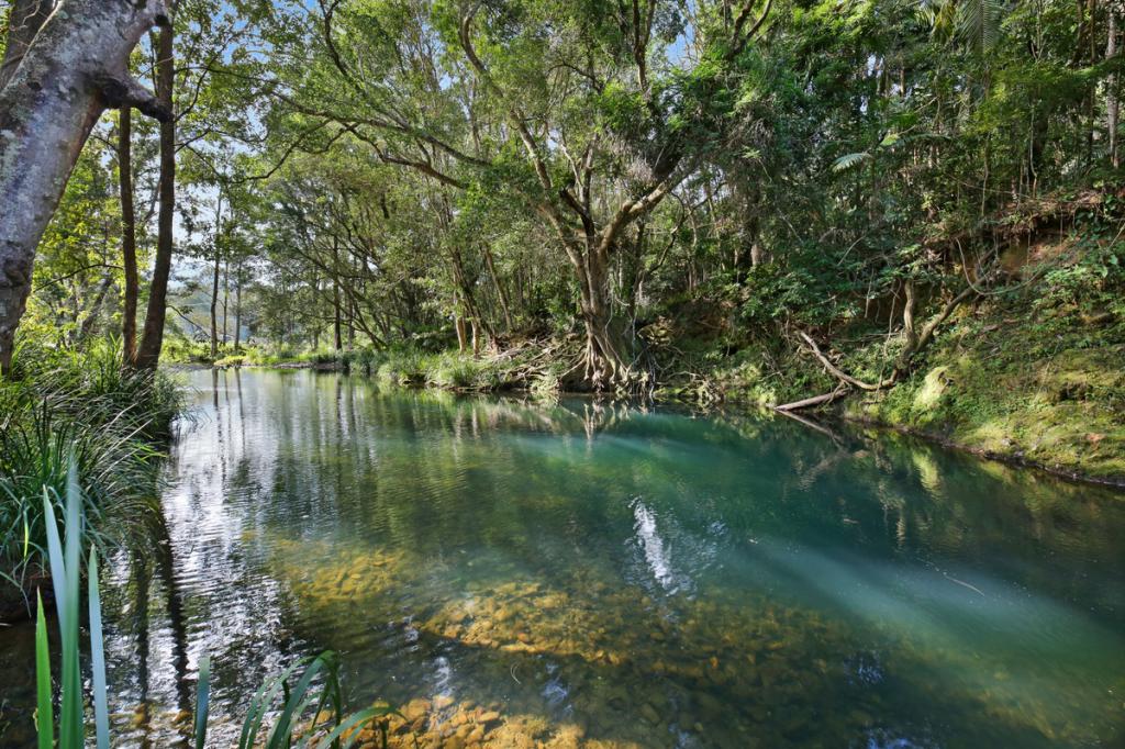 12 Araluen Rd, Tallebudgera Valley, QLD 4228