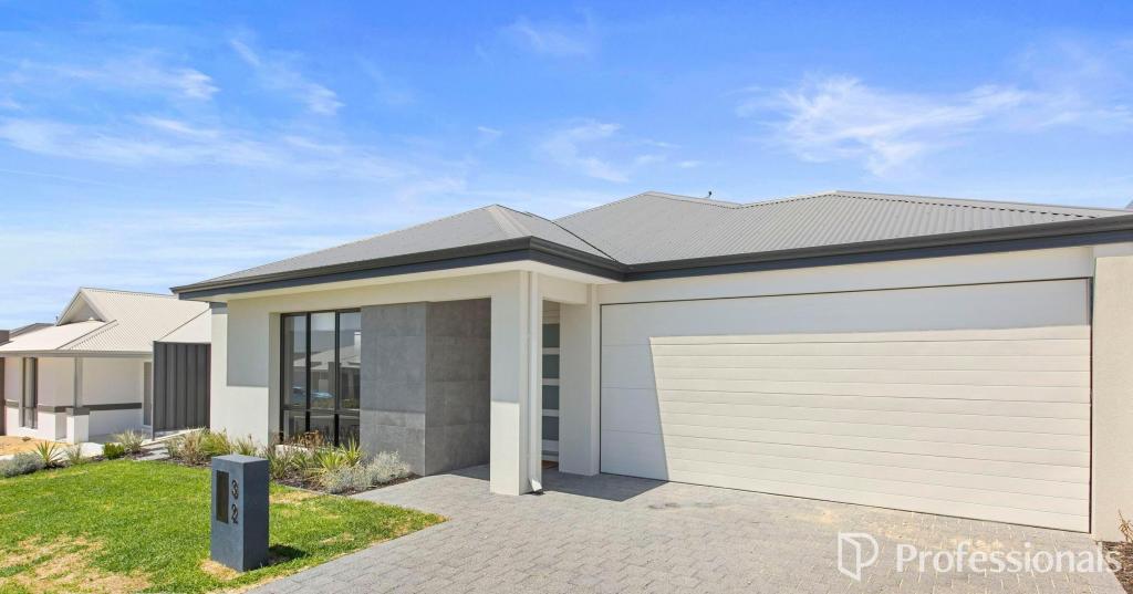 32 Melbourne Loop, Hammond Park, WA 6164