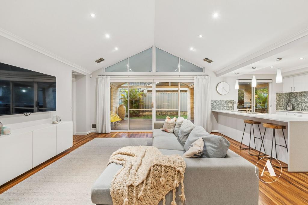 48 GUERIN AVE, PIARA WATERS, WA 6112