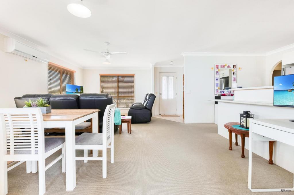 2/18 SATINASH TCE, BANORA POINT, NSW 2486