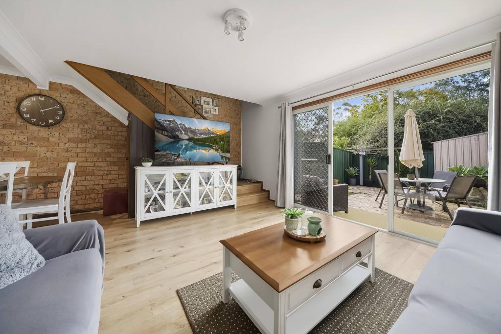2/14 Harold St, Macquarie Fields, NSW 2564