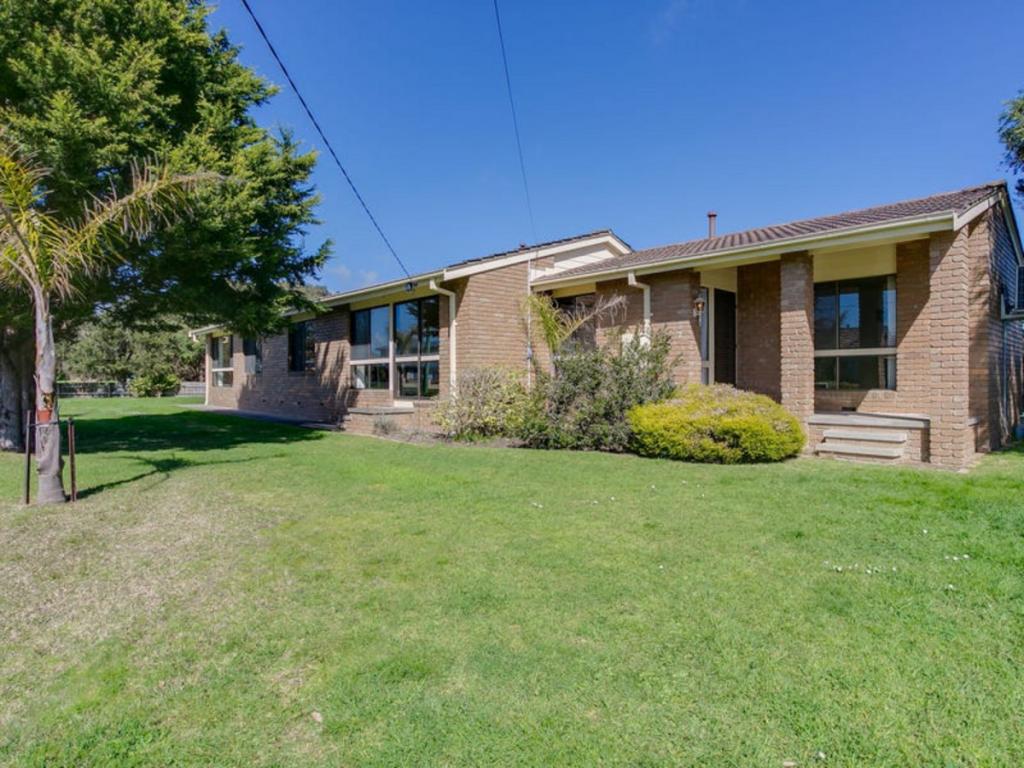 6 Arthur St, Dromana, VIC 3936