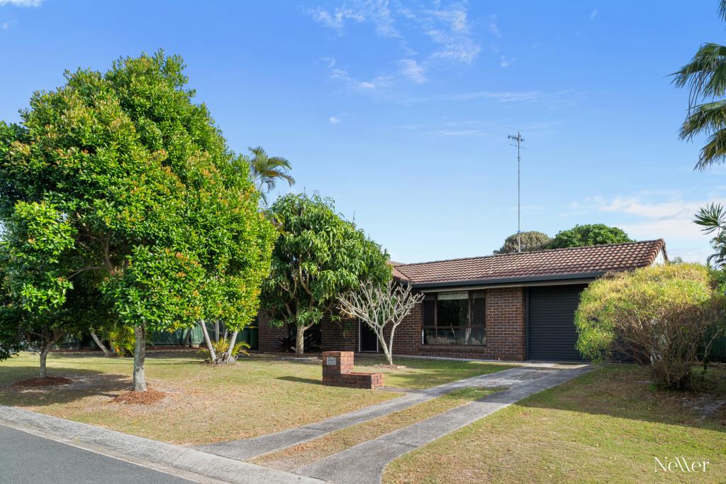 24 Dame Patti Dr, Sunrise Beach, QLD 4567