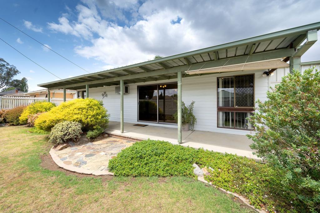 514 Mckenzie St, Lavington, NSW 2641