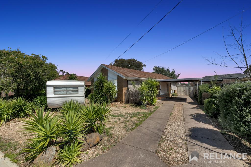 3 Essex Dr, Melton, VIC 3337