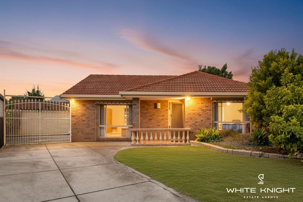 13 Kiparra Cl, St Albans, VIC 3021