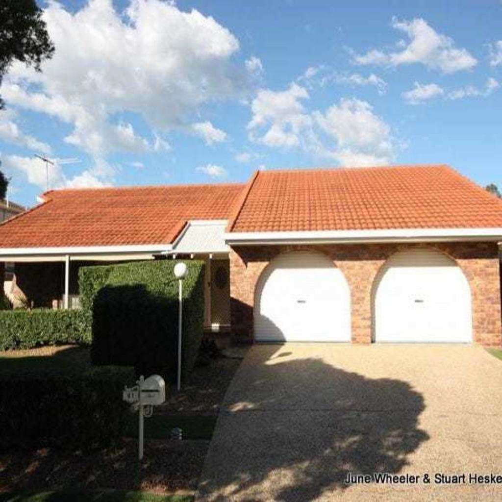 41 Briarwood St, Carindale, QLD 4152