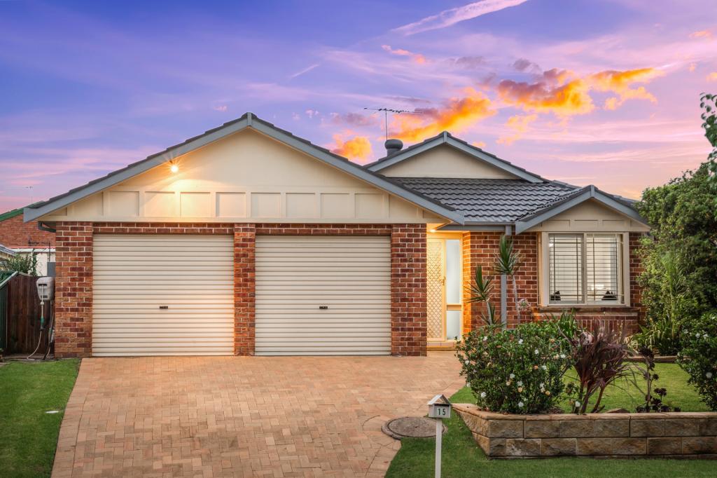 15 Roxby Gr, Quakers Hill, NSW 2763