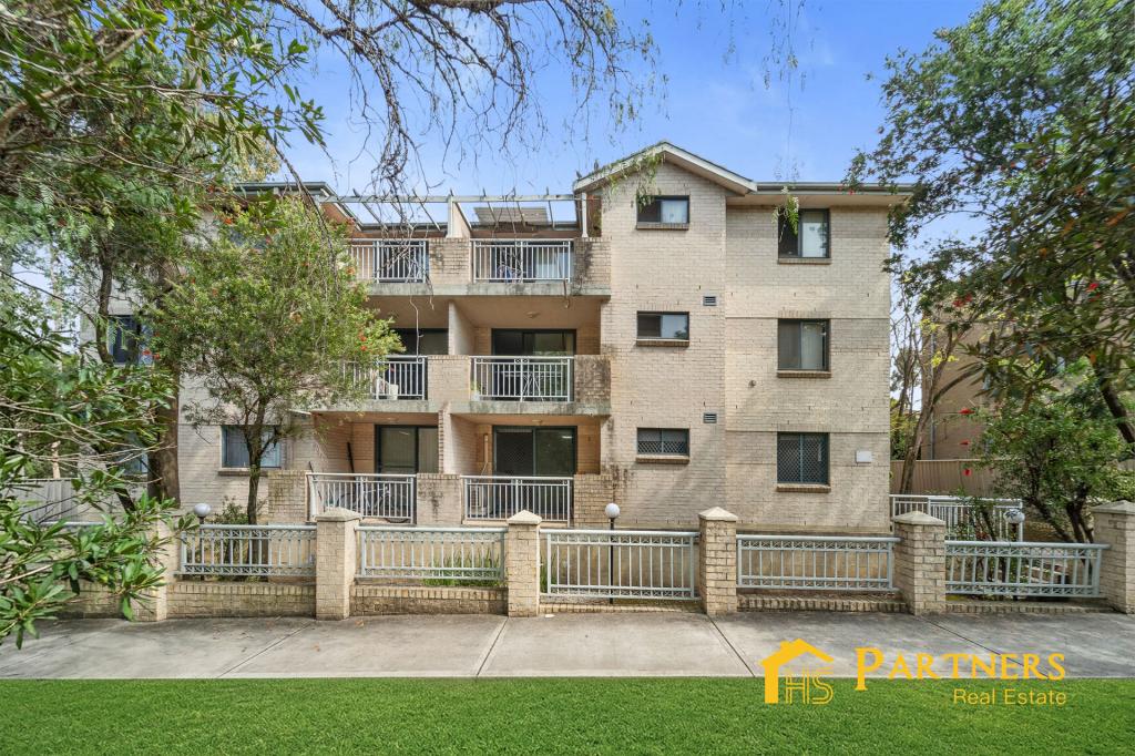 4/10-12 DALLEY ST, HARRIS PARK, NSW 2150