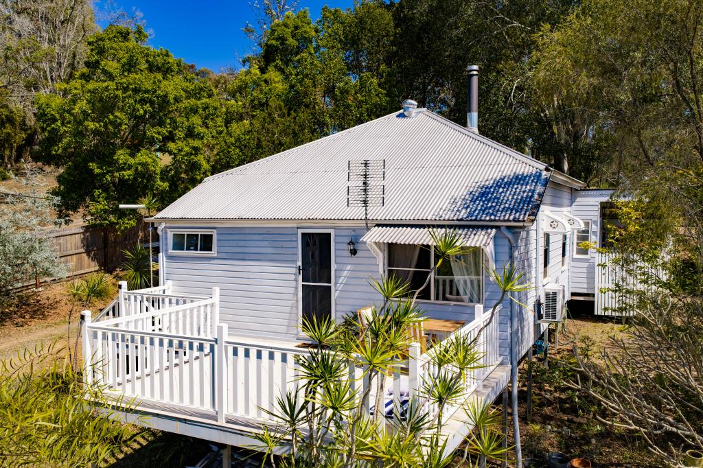 18 Marsden St, Imbil, QLD 4570