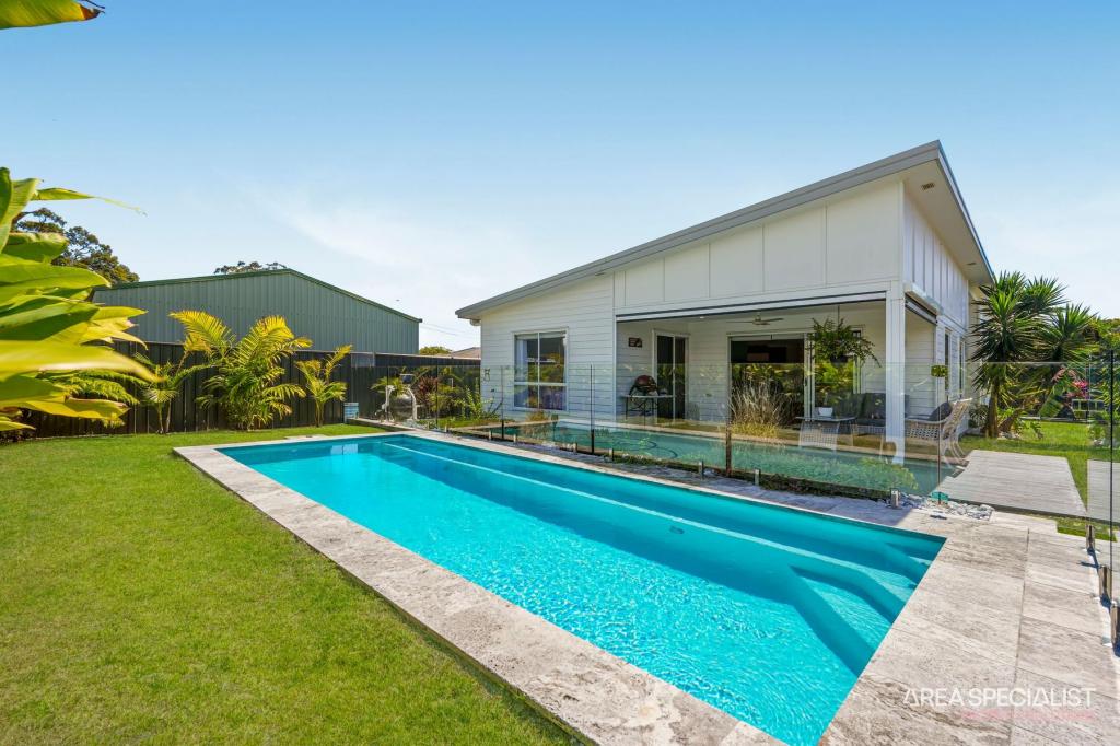 31 PELICAN PDE, JACOBS WELL, QLD 4208