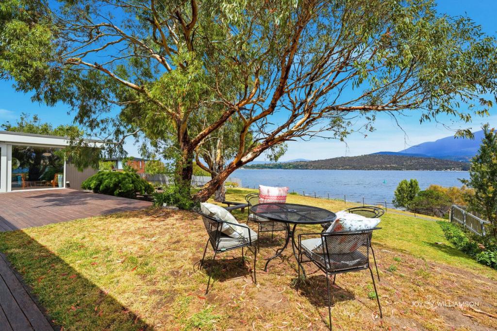 99b Derwent Ave, Lindisfarne, TAS 7015