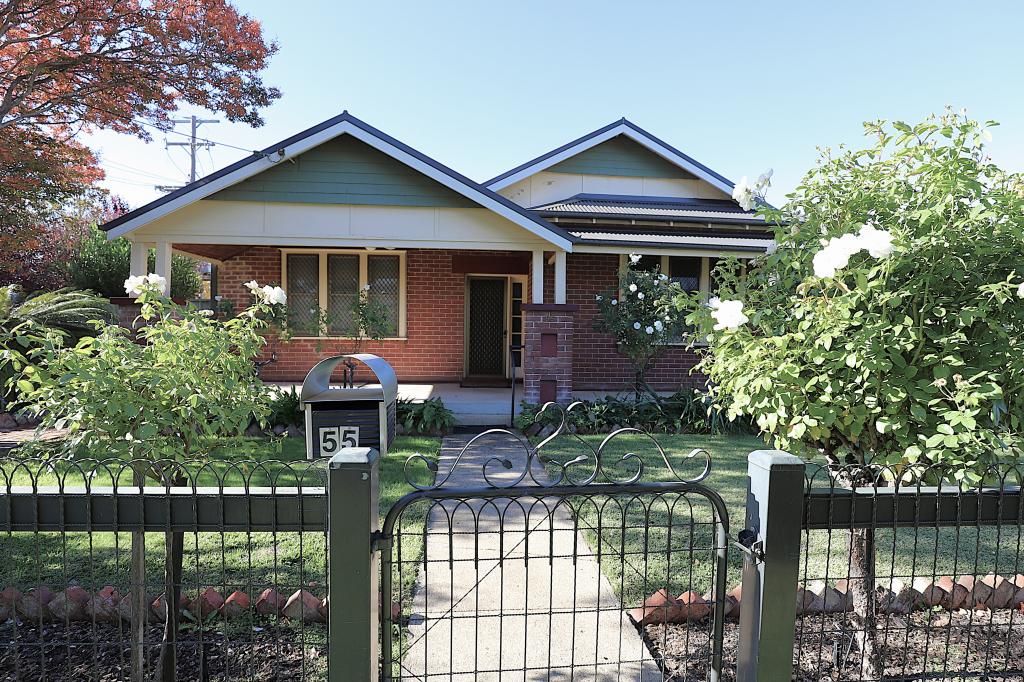 55 Temora St, Cootamundra, NSW 2590