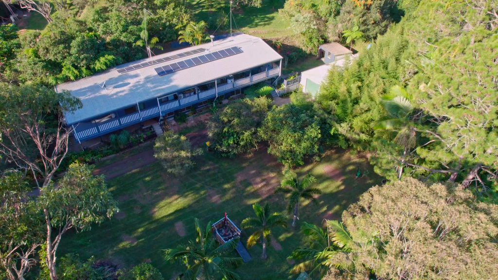 11 Pine Tree Dr, Lake Macdonald, QLD 4563